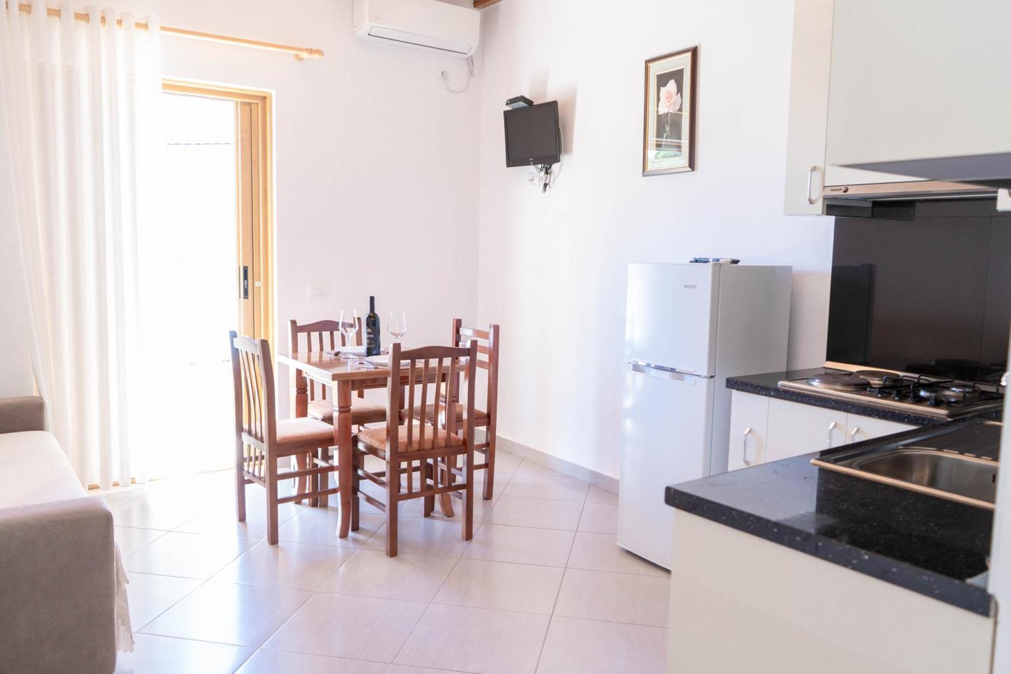 Vila Anxhelo Vlorë Exterior foto