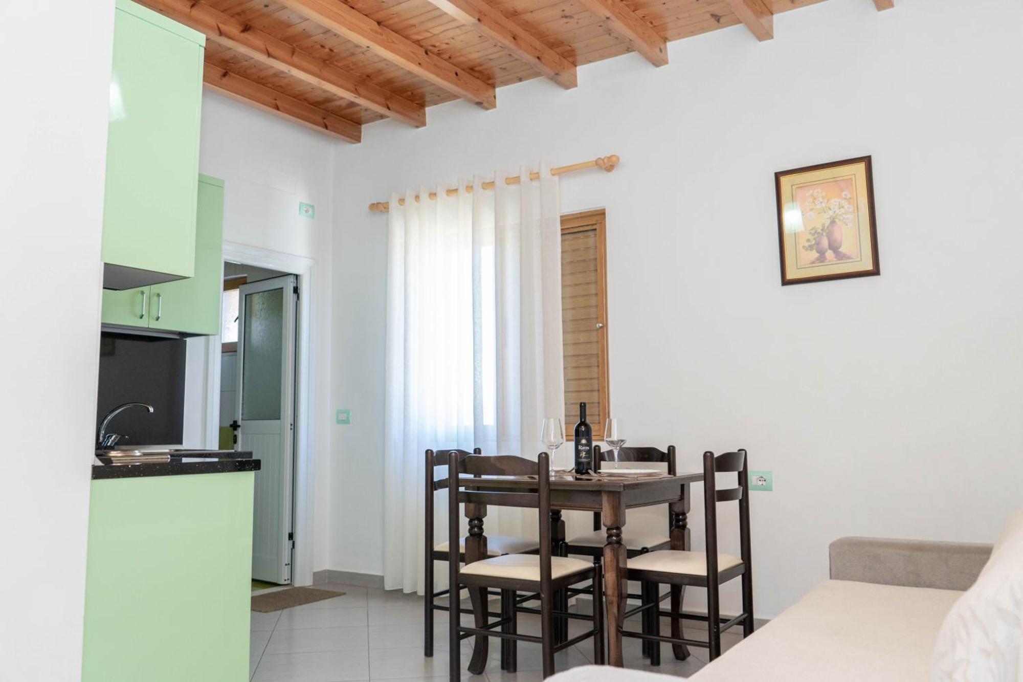 Vila Anxhelo Vlorë Exterior foto